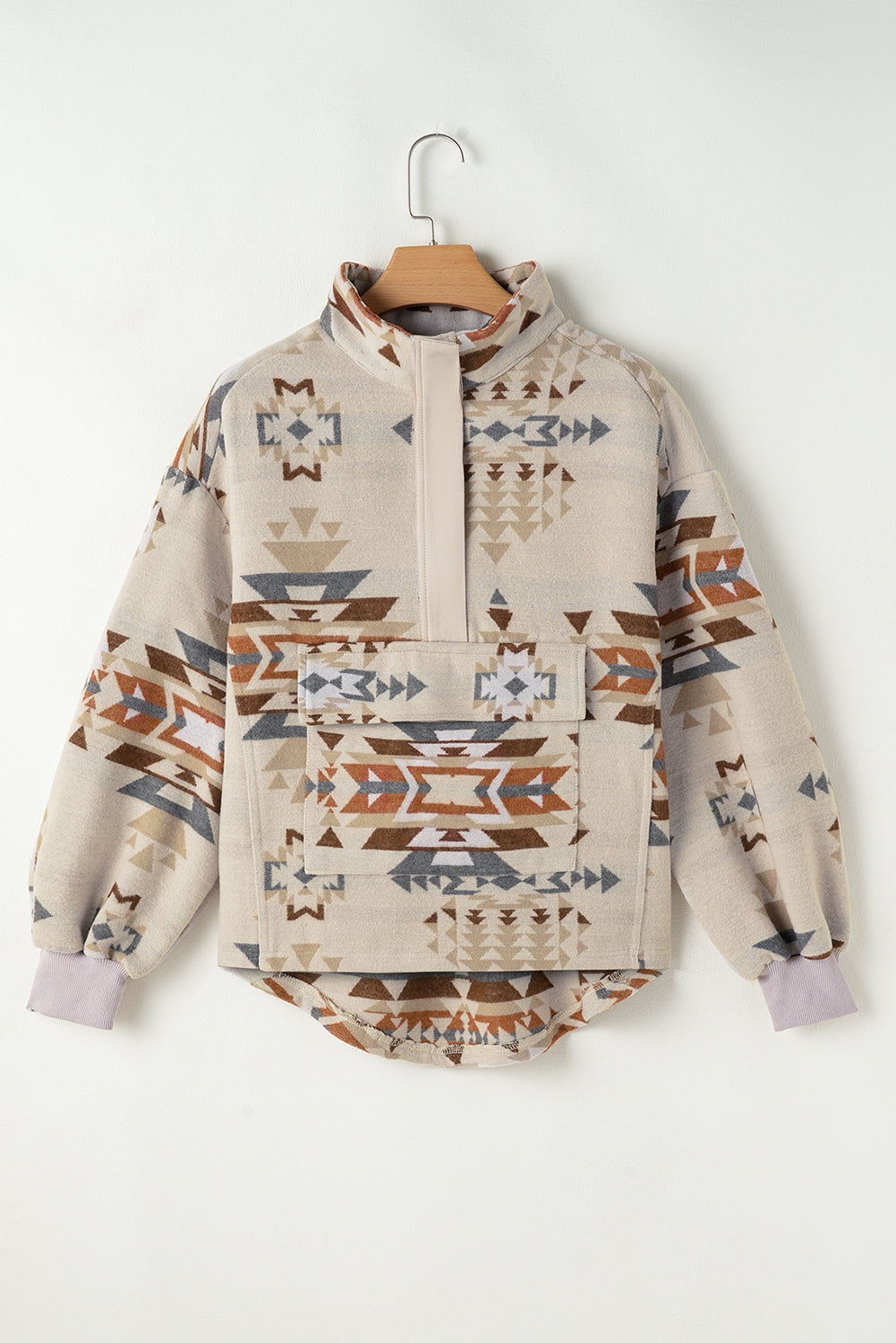 Sudadera con bolsillo con solapa y cuello con estampado azteca color albaricoque