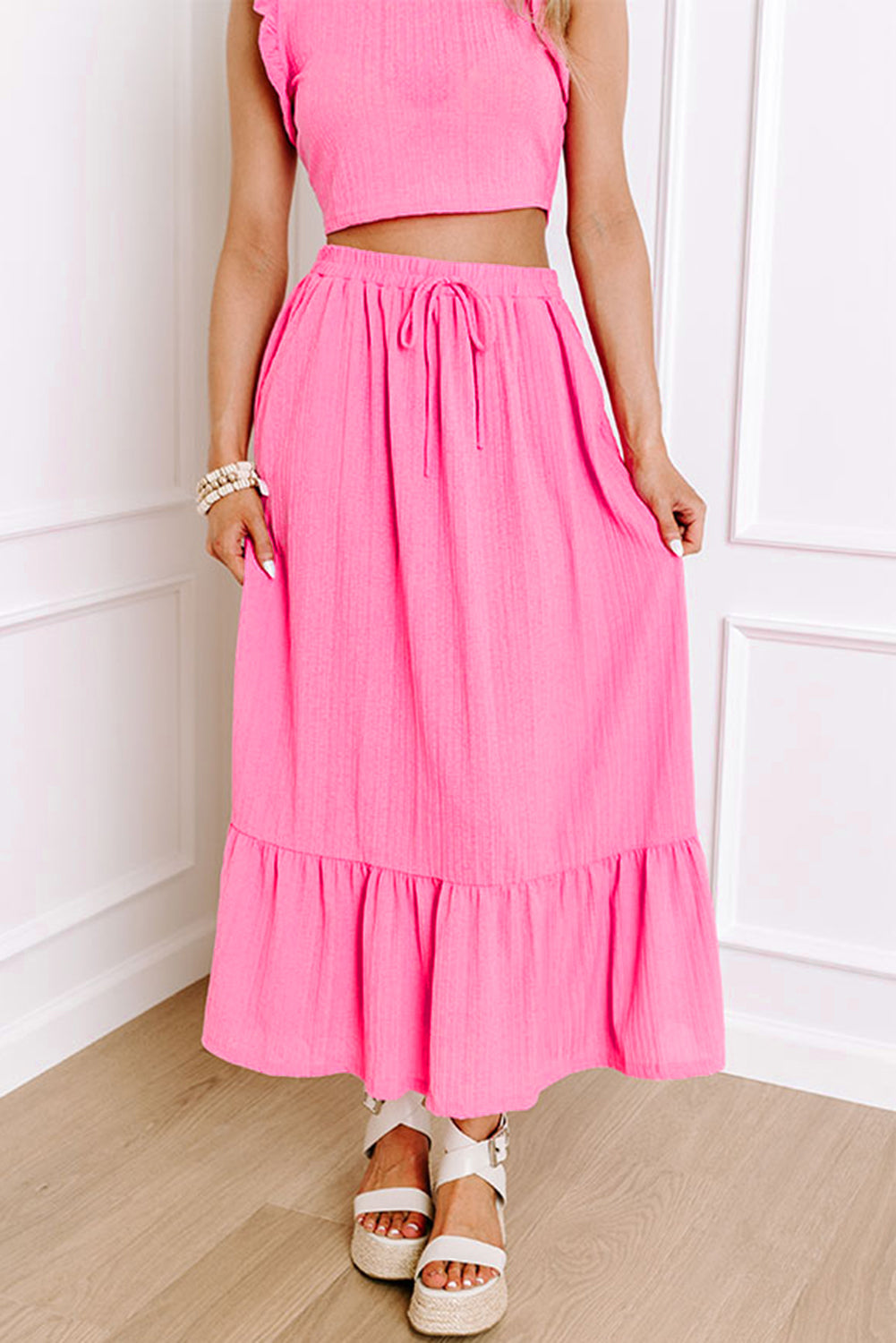 Bonbon Textured Ruffle Trim Crop Vest Lace-up Long Skirt Set