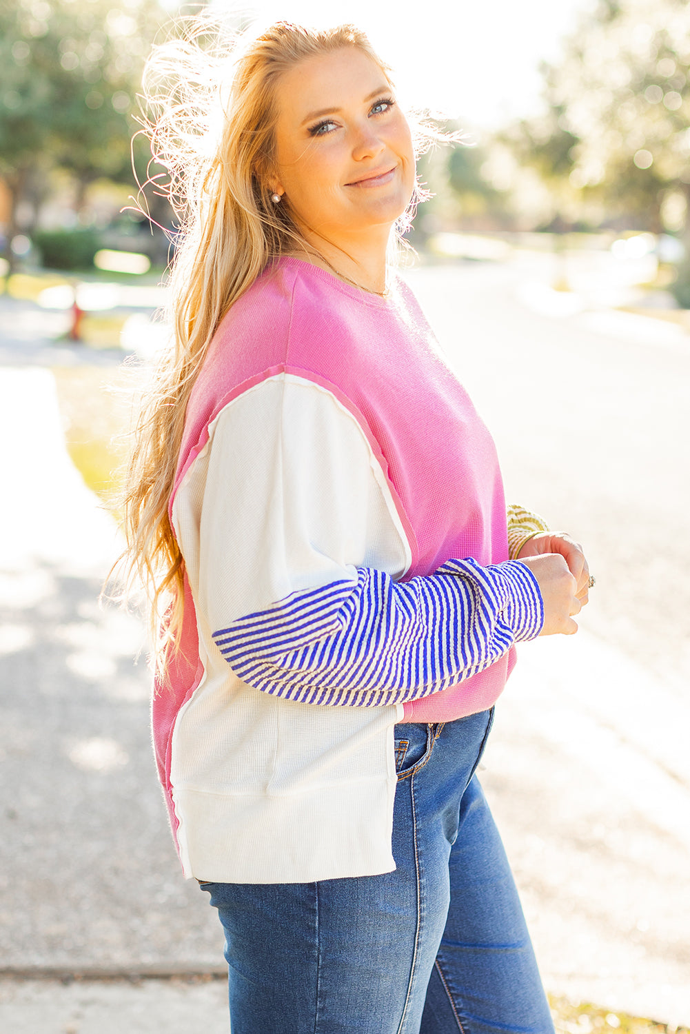 Rose Red Colorblock Patchwork Striped Puff Sleeve Plus Size Top with Slits