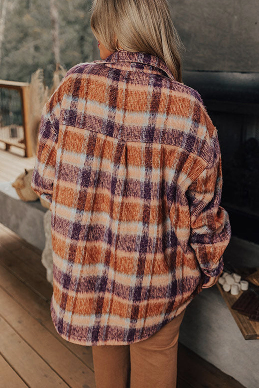 Chaqueta con botones en el cuello y estampado de cuadros multicolor en talla grande