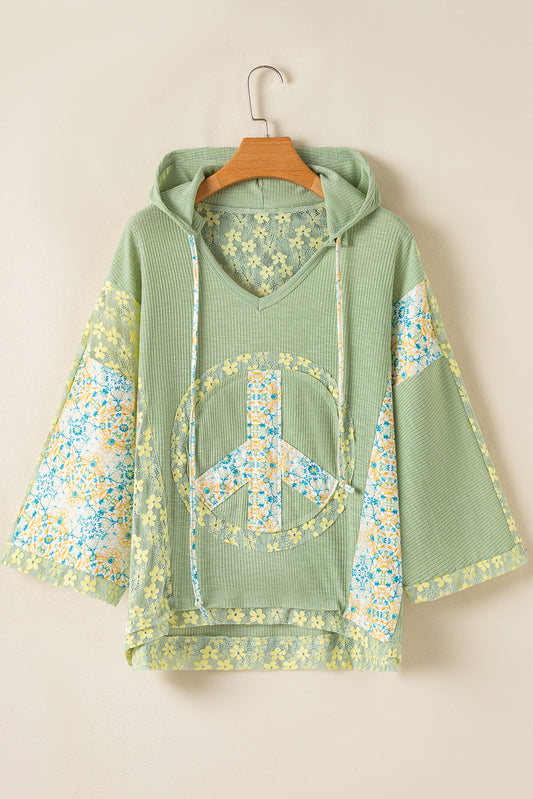 Sudadera con capucha de punto con parches gráficos y símbolo de la paz con flores de gran tamaño de Clearly Aqua