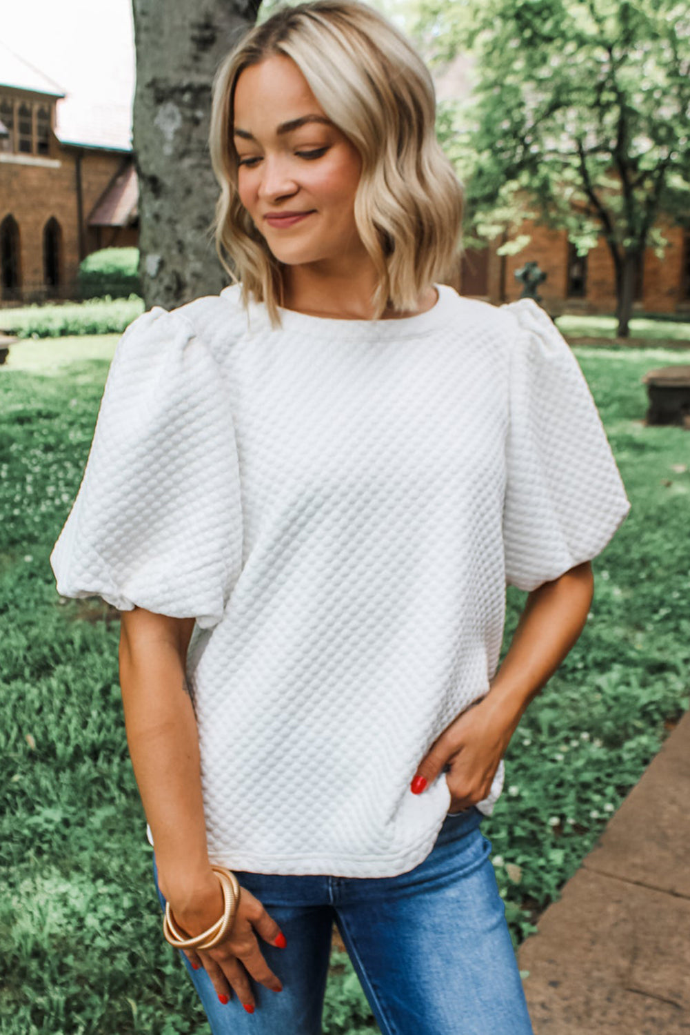 White Solid Textured O Neck Puff Sleeve Blouse