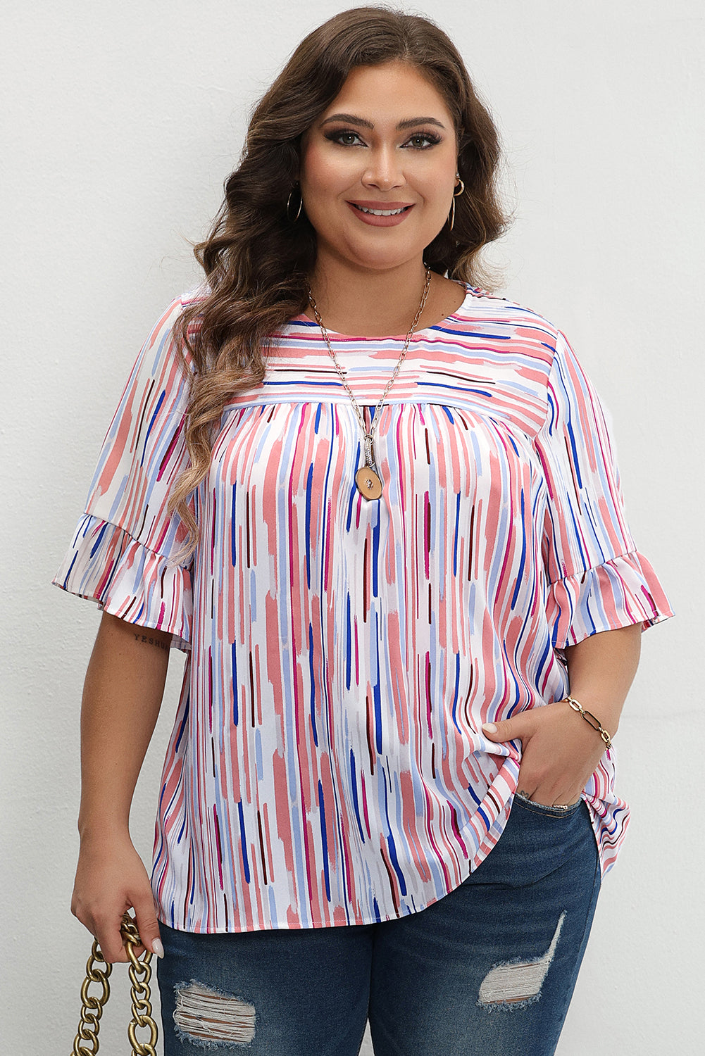 Blusa de manga corta con volantes y rayas blancas en talla grande