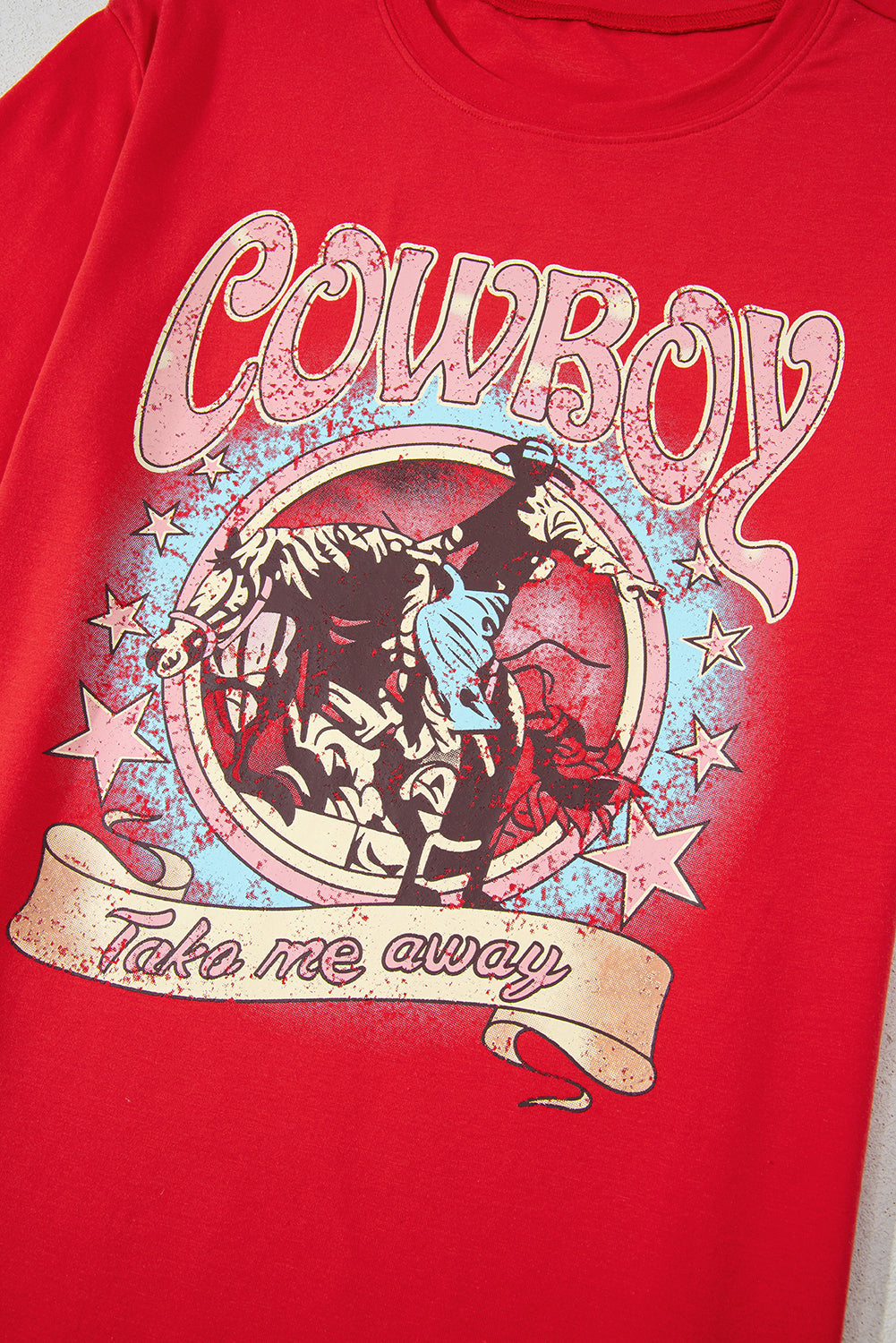 Camiseta holgada vaquera con gráfico "Take Me Away" de COWBOY en color rojo tomate