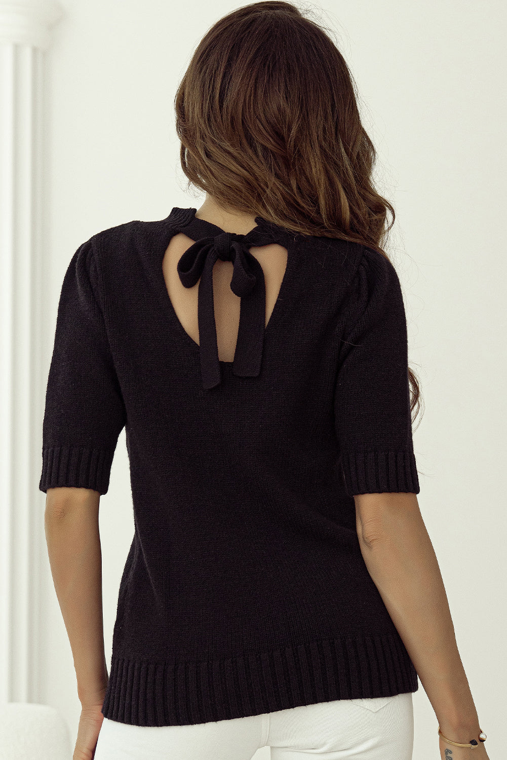 Black Knotted Keyhole Nape Short Sleeve Knit Sweater